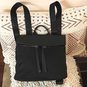 BOTKIER New York Trigger Black Mini Backpack